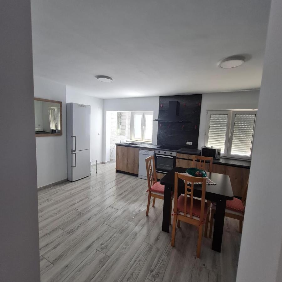 Апартаменты Apartament Lux Винарос Экстерьер фото